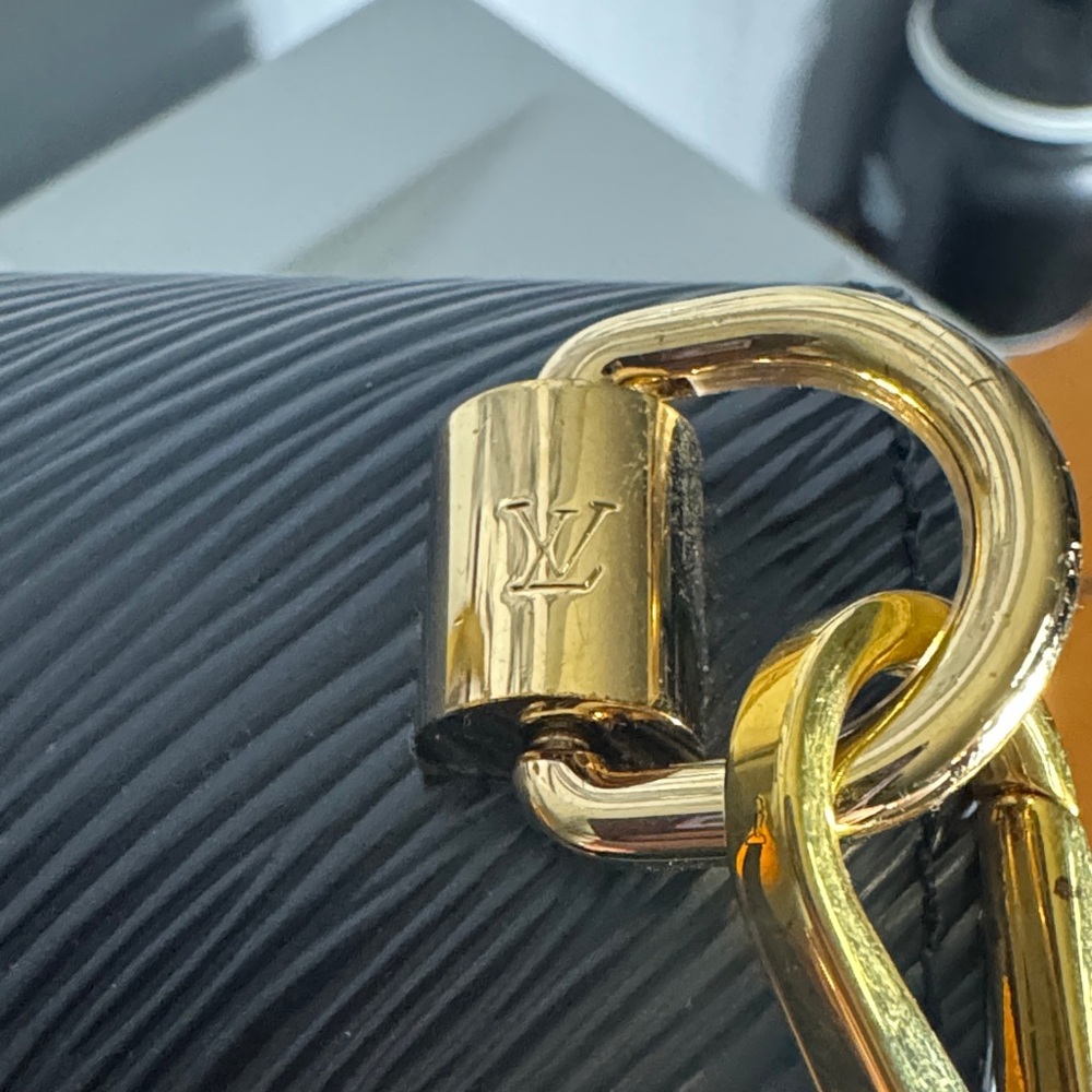 Louis Vuitton Black EPI Twist with Gold Accents and Matching Wallet- - Picture 10 of 16